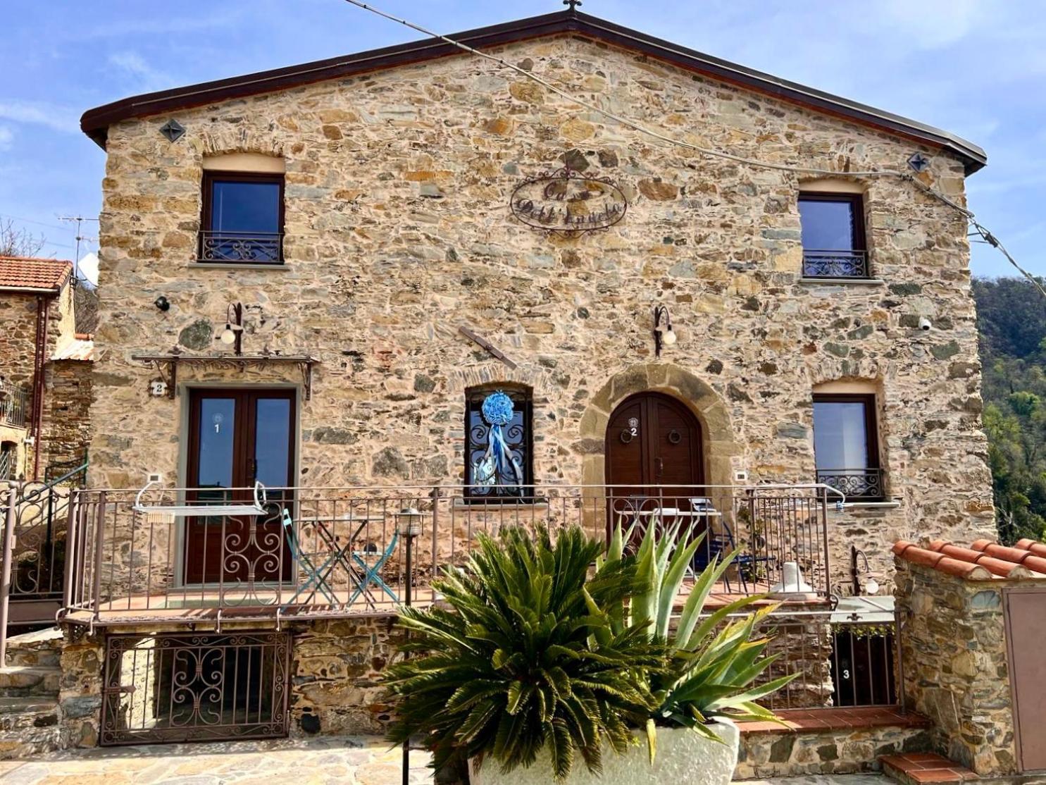 カステルヌオーヴォ・マグラCasa Dell'Angeloアパートメント エクステリア 写真